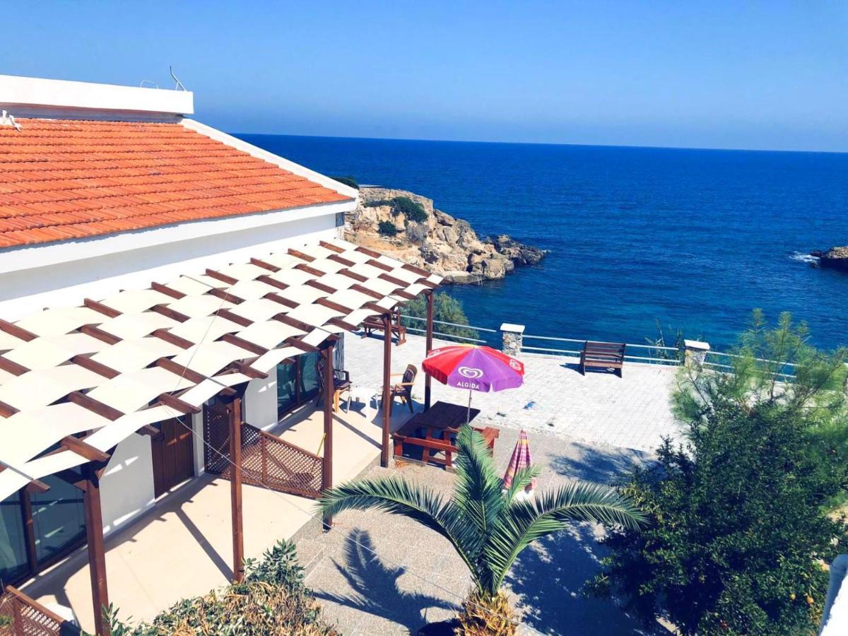 Sea & Sky Bungalows Next To Escape Beach Κερύνεια Εξωτερικό φωτογραφία